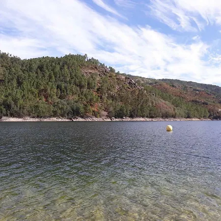 Cantinho Cruzeiro 펜션 비에이라도미노